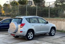 Toyota, RAV4, 2007, Nafte