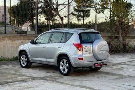 Toyota, RAV4, 2007, Nafte
