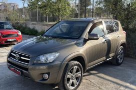 Toyota, RAV4, 2010, Nafte