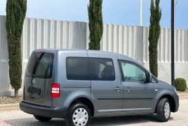 Volkswagen, Caddy, 2011, Nafte