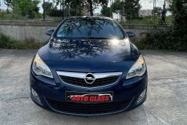 Opel, Astra, 2011, Nafte