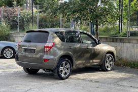 Toyota, RAV4, 2011, Nafte