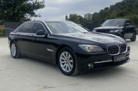 BMW, Seria 7, 2011, Nafte