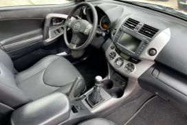 Toyota, RAV4, 2008, Nafte