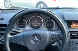 Mercedes-Benz, C-Class, 2010, Benzine + Gas